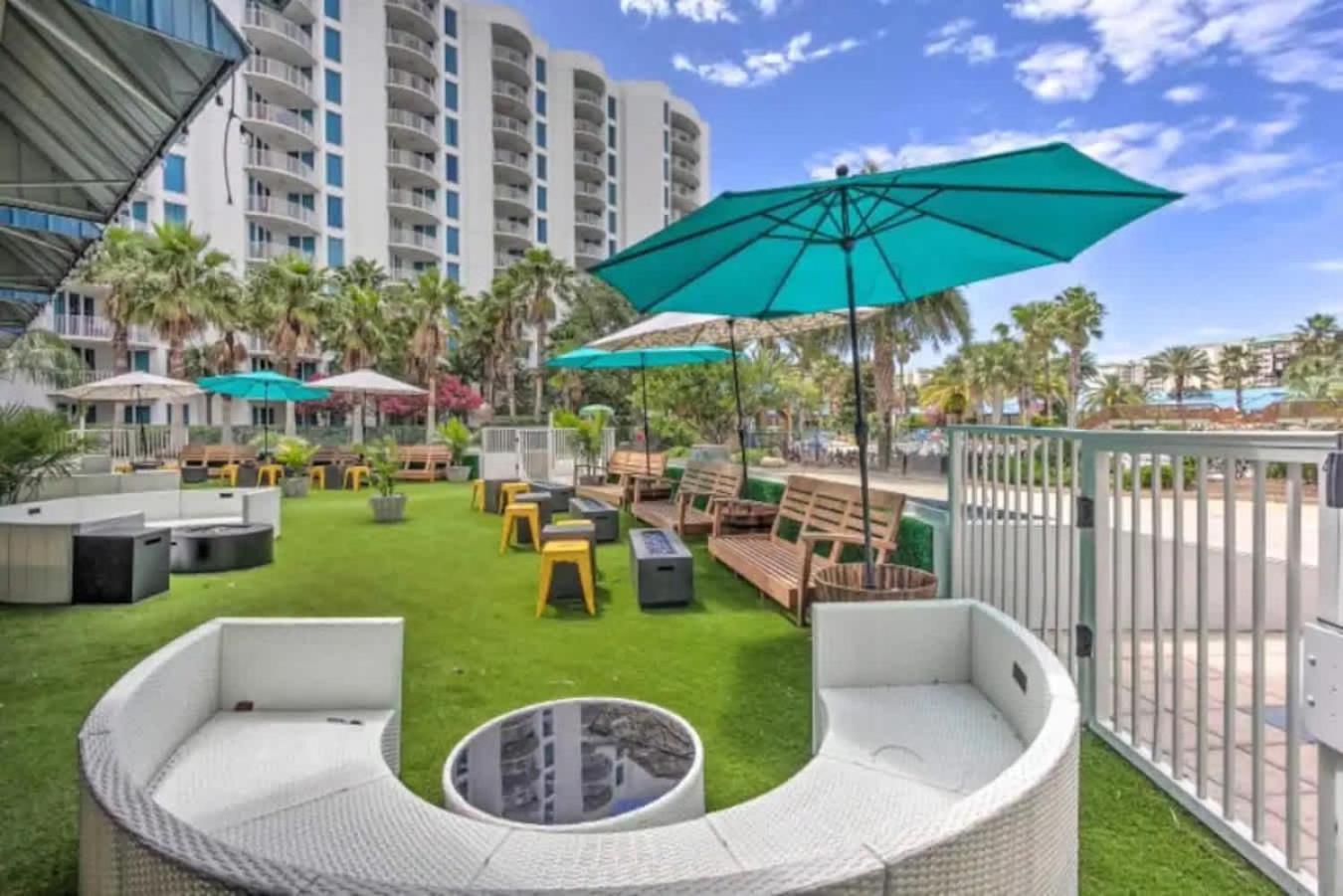5 Star Resort 2Br 2 Bath King Suite Shuttle Pools Across From Beach 2208 Дестін Екстер'єр фото
